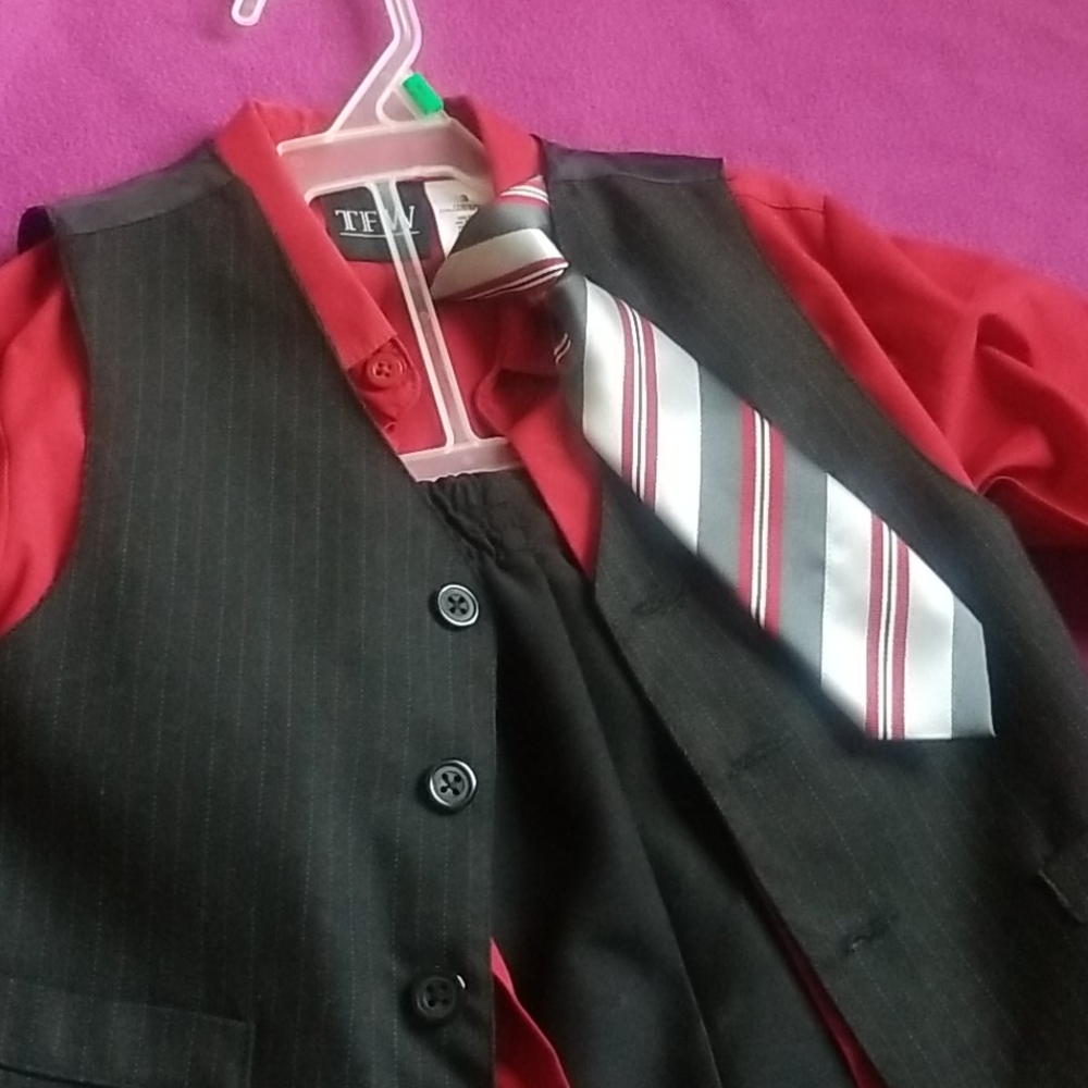 Boy's suit